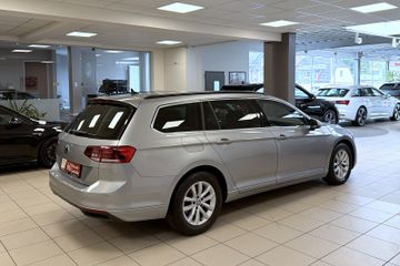 Volkswagen Passat Variant - 2