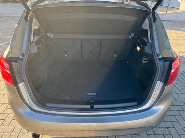 218i Active Tourer Advantage GRA/NAVI/SHZ/RFK