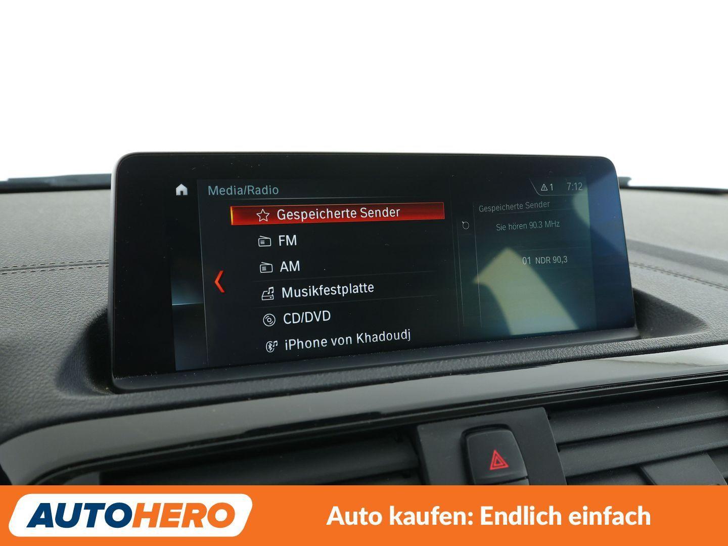 BMW 1er 120i Sport Line Aut.*NAVI*LED*TEMPO*PDC*SHZ*