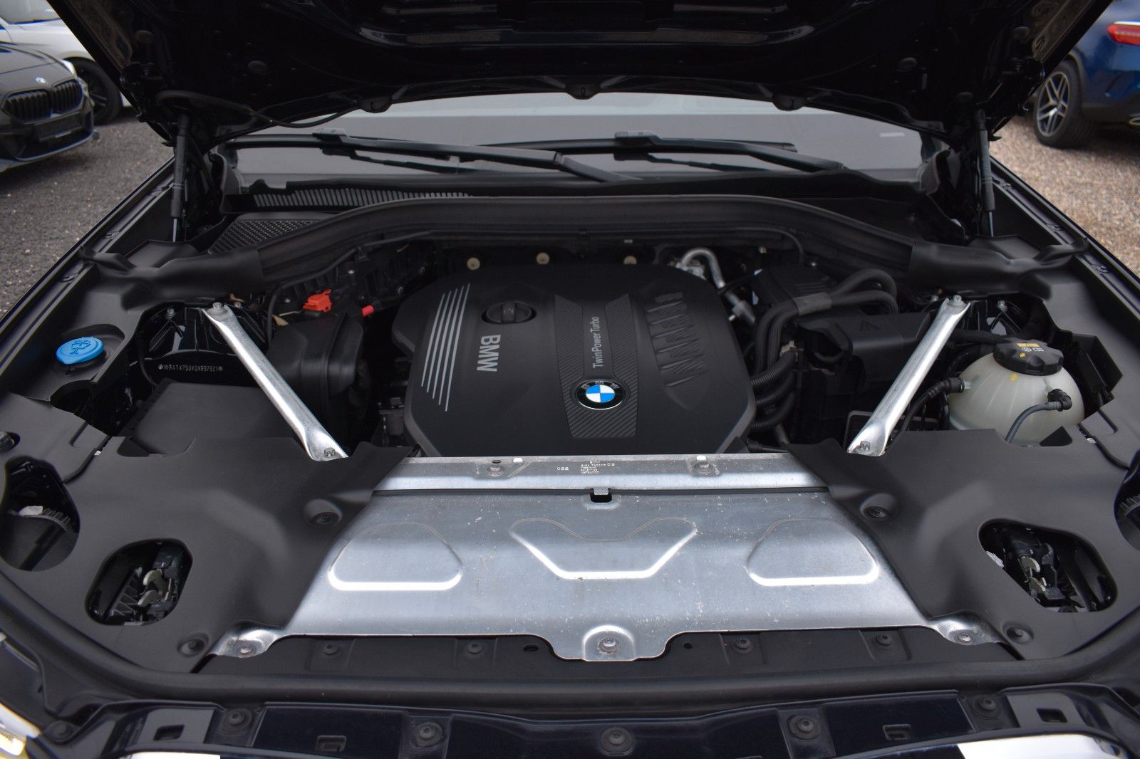 Fahrzeugabbildung BMW X3 xDrive 30 d M Sport AHK LED Standheizung H&K