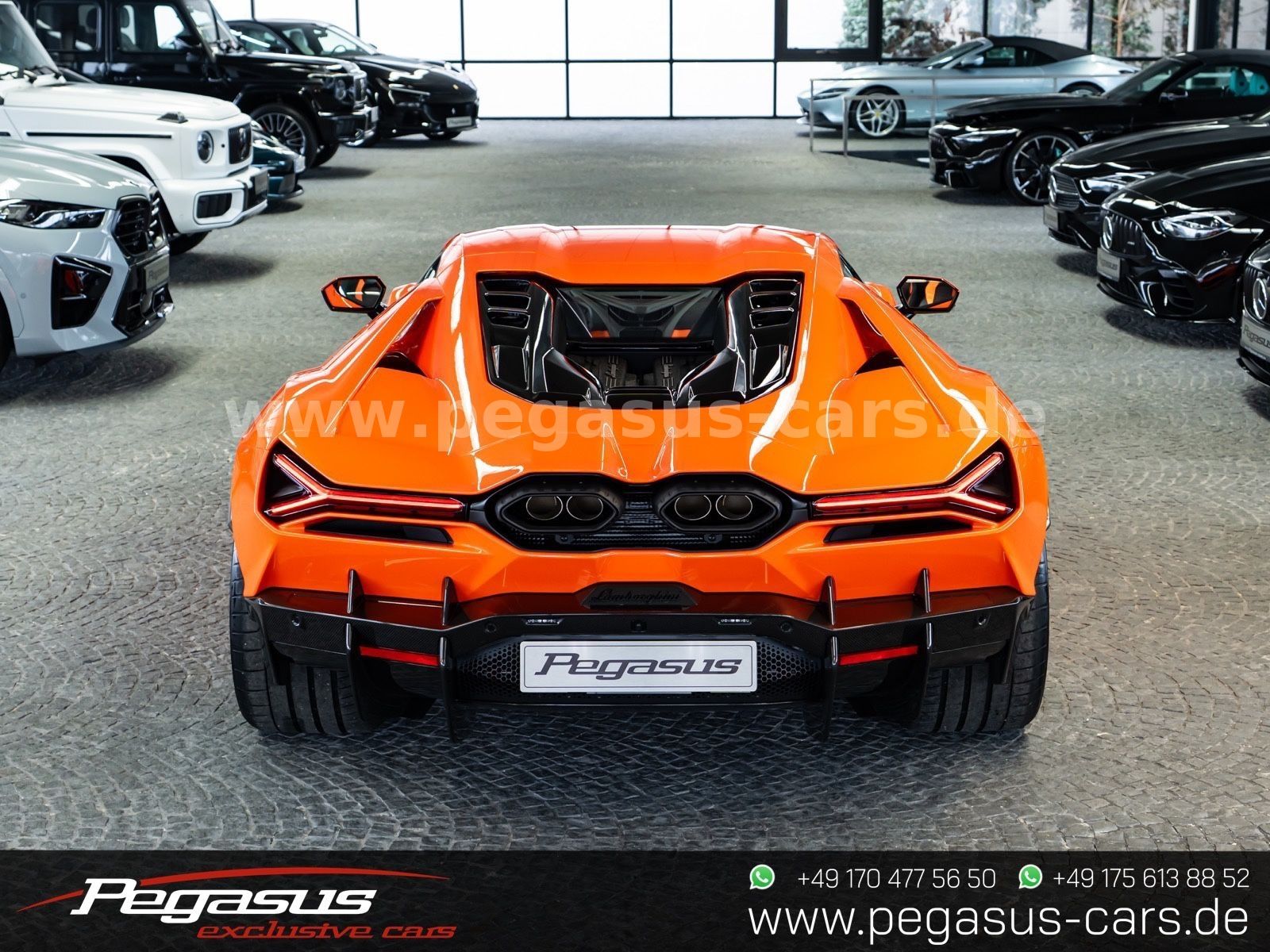 LAMBORGHINI Revuelto - 21