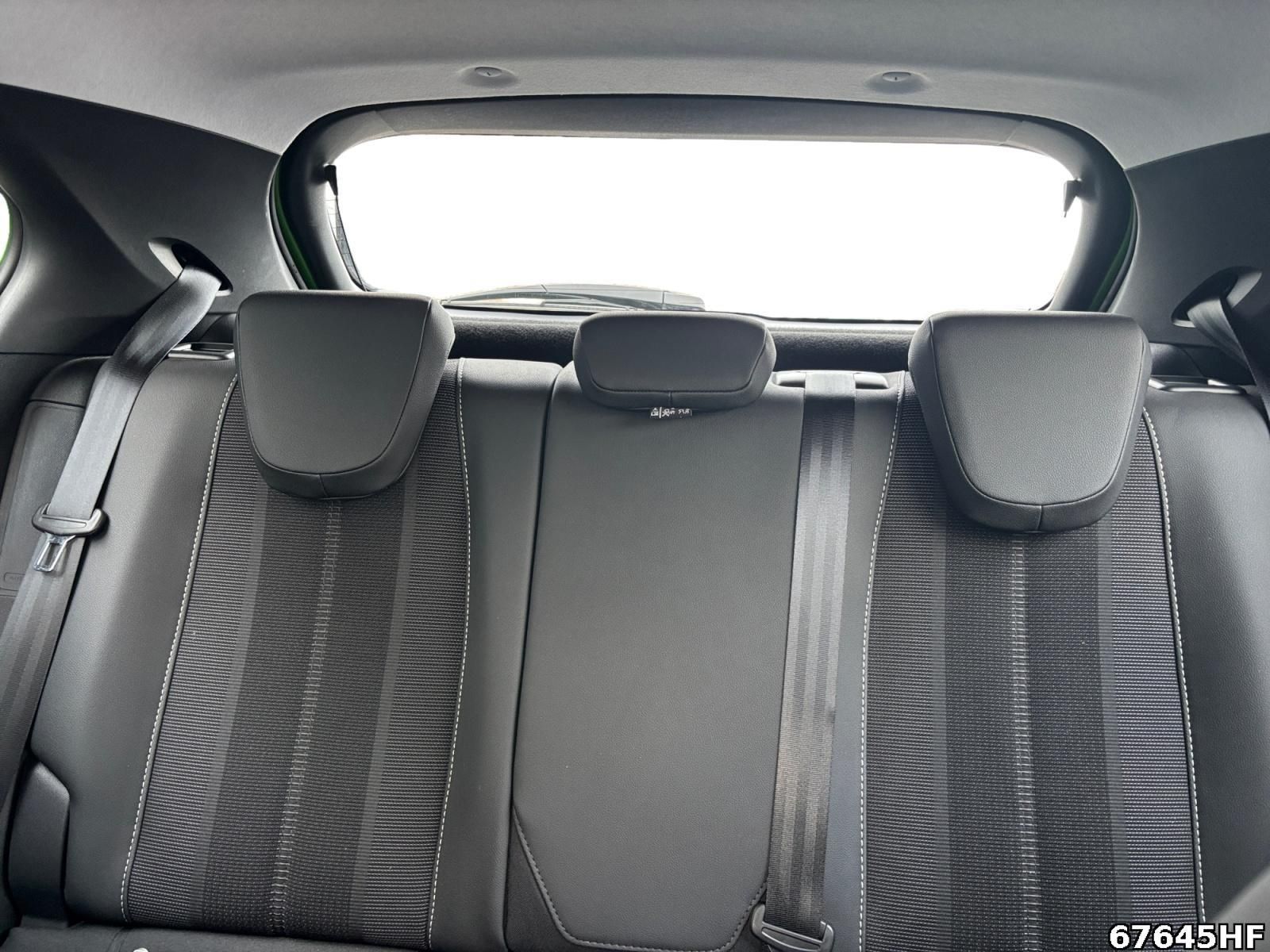Fahrzeugabbildung Opel Mokka Elegance +SHZ+CARPLAY+LEDER+KEYLESS+PDC