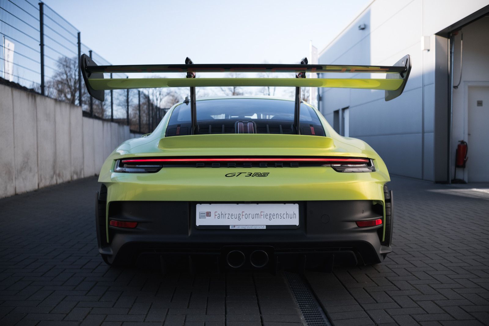 Fahrzeugabbildung Porsche 992/911 GT3 RS-Weissach-Lift-90 Liter-FOLIERT