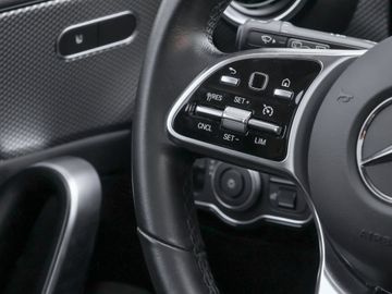 Mercedes CLA 200 Shooting Brake - 12