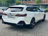 BMW i5 eDrive40 M Sport Pro //AHK HarmanKardon - BMW i5 in Duisburg