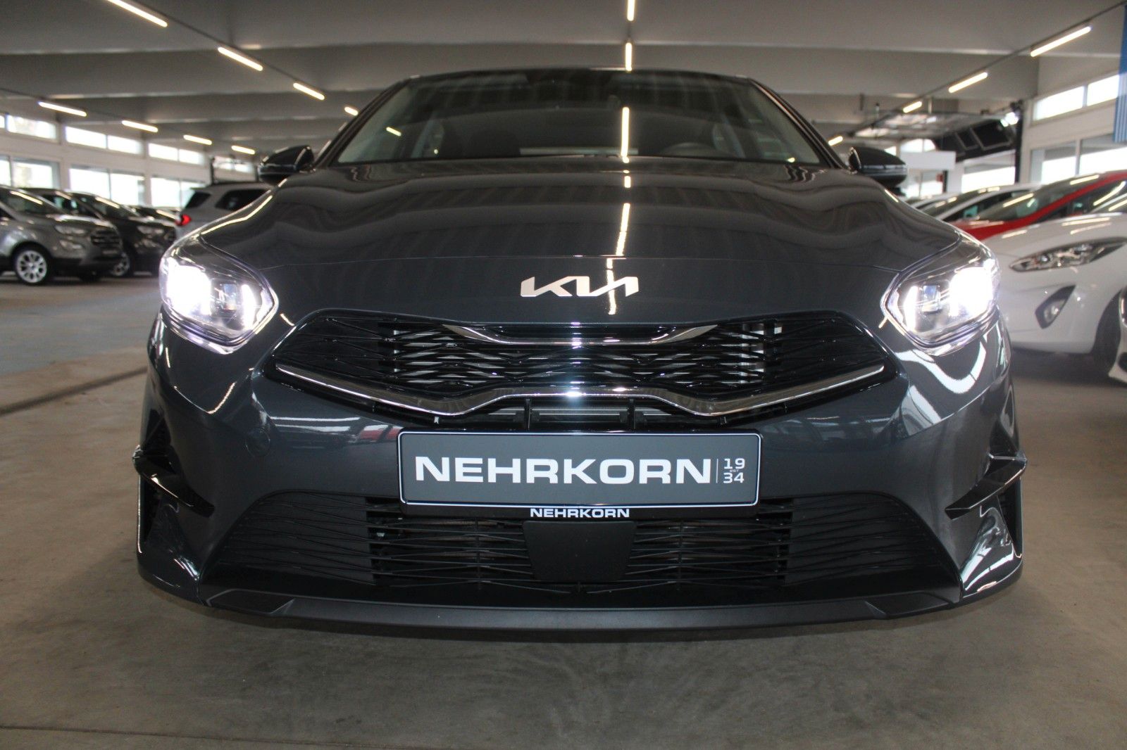 Fahrzeugabbildung Kia cee'd / Ceed Spirit Aut. LED NAVI ACC BLIS uvm.