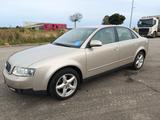 Audi A4 2.0 - B6 Top Zustand  VB - Audi A4 aus 2001: 2.0