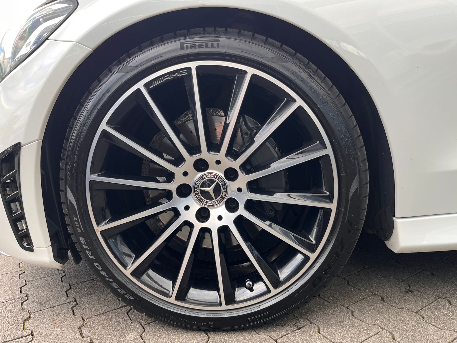 Fahrzeugabbildung Mercedes-Benz C 200 Cabrio AMG Line LED NAV RFK SHZ ALU