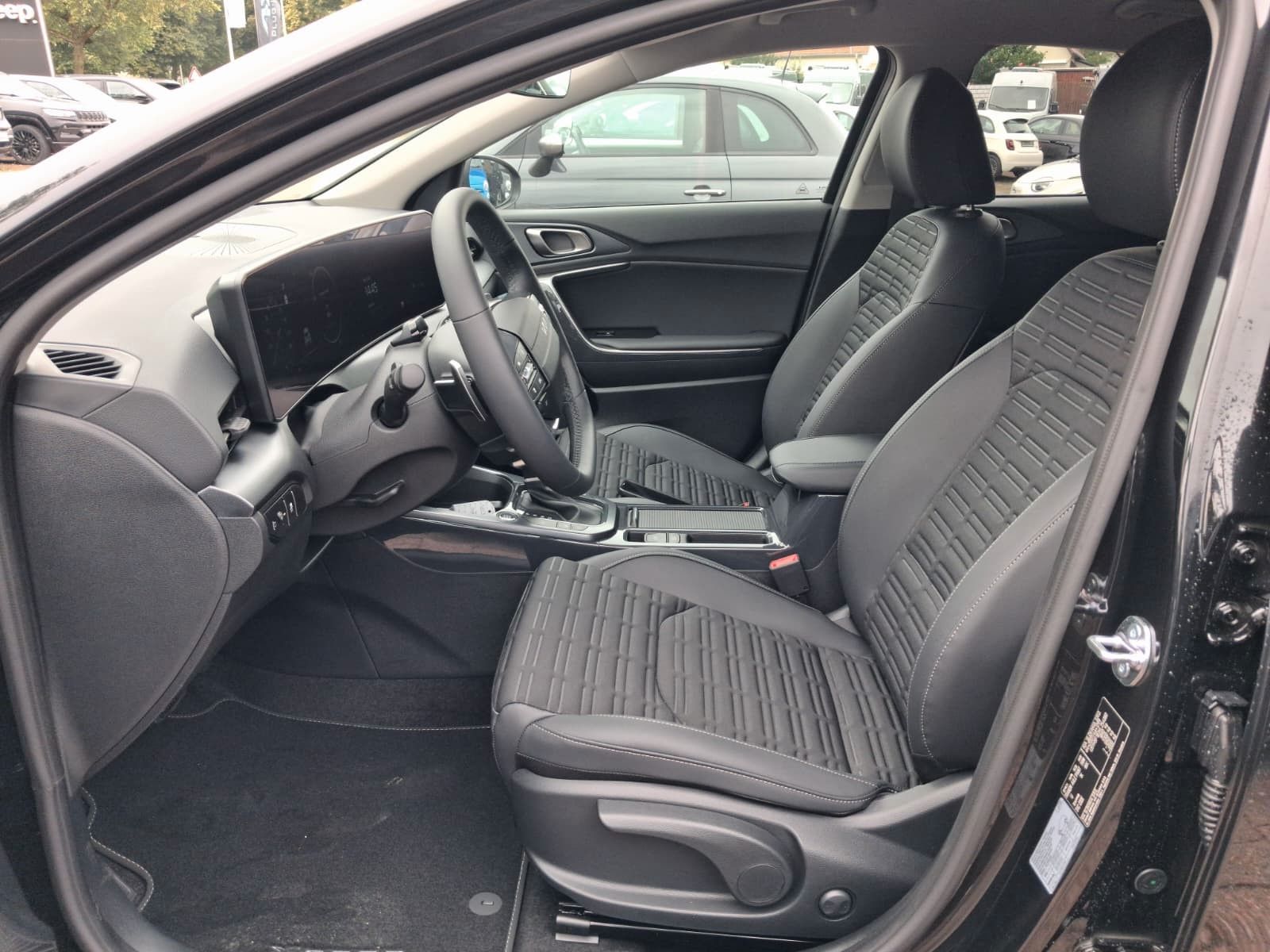 Fahrzeugabbildung Kia XCeed Spirit Sound Navi PDC Kamera uvm.