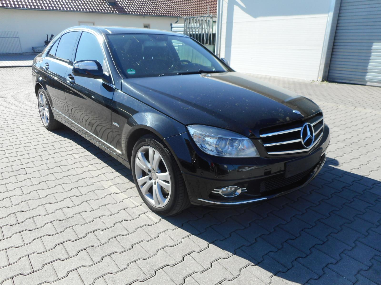 Mercedes-Benz C 350 Avantgarde Panorama Leder Bi-Xenon