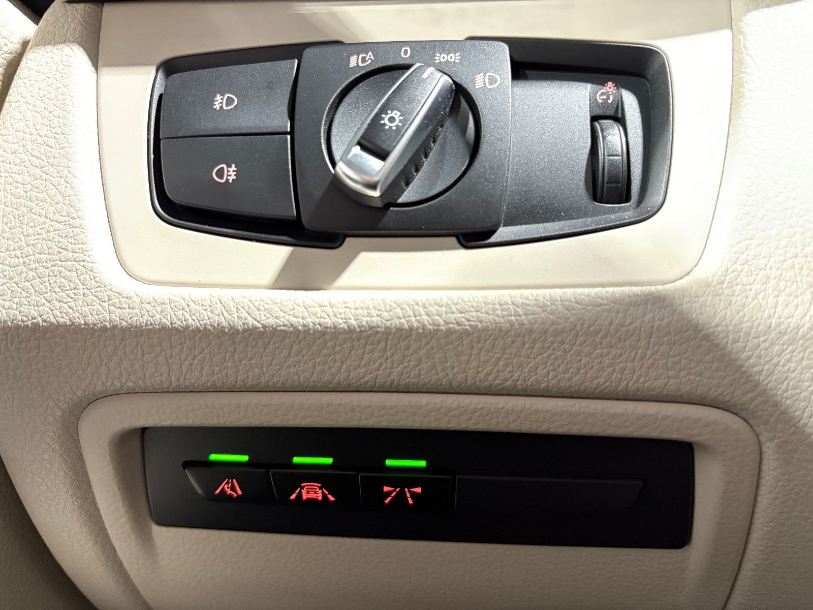 Fahrzeugabbildung BMW 420 i Gran Coupe xDrive M-Paket/HEAD-UP/MEMORY/