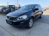 Volvo XC 60 Summum 2WD "Automatik"Xenon" TÜV 10/2027 - Volvo XC60 aus 2010