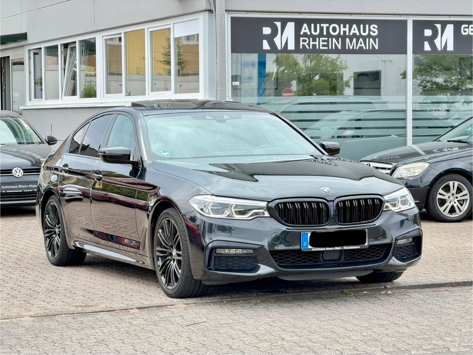 BMW 530d M Sport*GsDH*Nav*Leder*Cam*Memory*