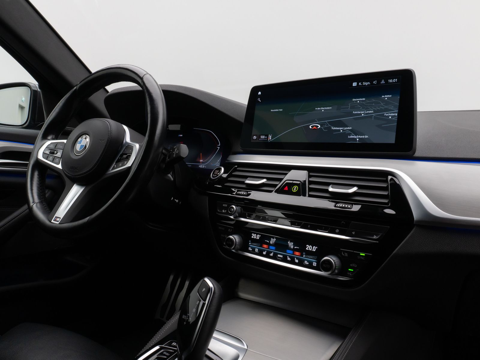 Fahrzeugabbildung BMW 540d xD M Sport Kamera HUD DAB H/K 4xKlima AHK