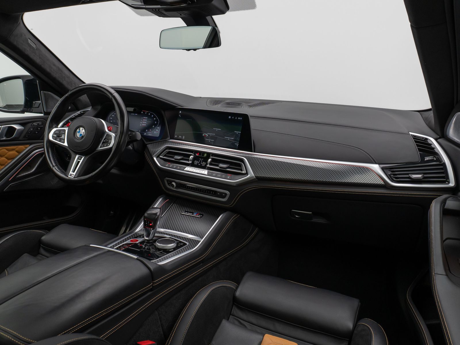 Fahrzeugabbildung BMW X6 M Panorama 360°Laser B&W Massage SoftCl AHK