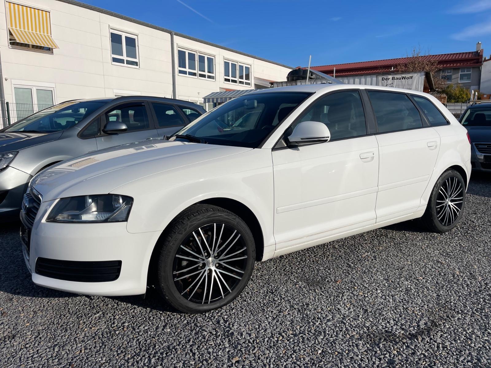 Audi A3 Sportback 1.8 TFSI Attraction. Kette Neu