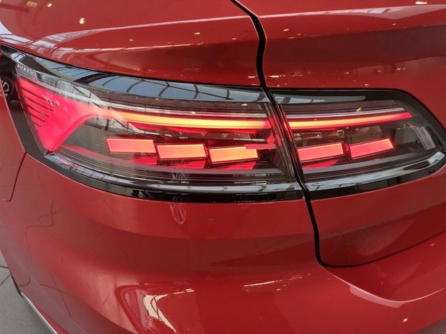 Fahrzeugabbildung Volkswagen Arteon SB TDI R-Line DSG LED AHK Navi AID HUD AC