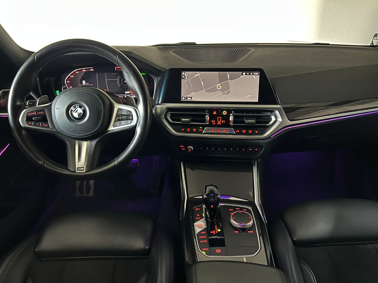 Fahrzeugabbildung BMW 330 i M SPORT PAKET/AMBI/LASER/DRAVITGRAU/DE FZG