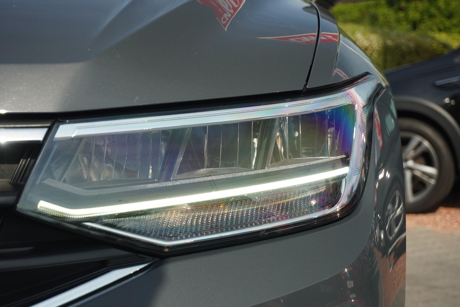 Volkswagen Tiguan 1.5 TSI Life LED Navi ACC Totwinkel AHK, миниатюра 9