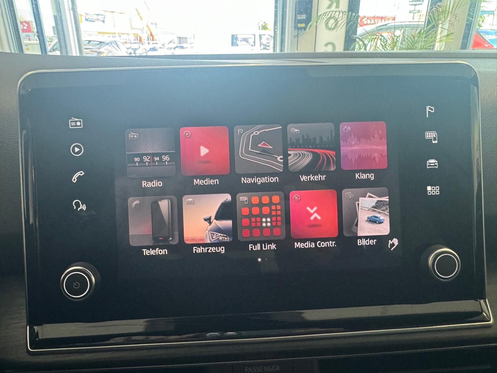 Fahrzeugabbildung SEAT Tarraco Xcellence 4Drive / NAVI/KLIMA/PANORAMA