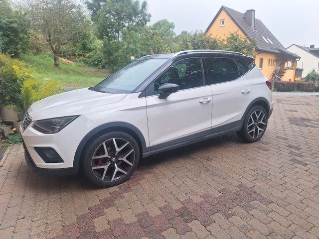 SEAT Arona FR 1.5 TSI, Beats, Navi, ACC, TÜV neu