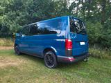 Volkswagen T6 Transporter Kombi / kurz / 8-Sitzer / 150 PS - Volkswagen T6 Kombi: 8 Sitzer