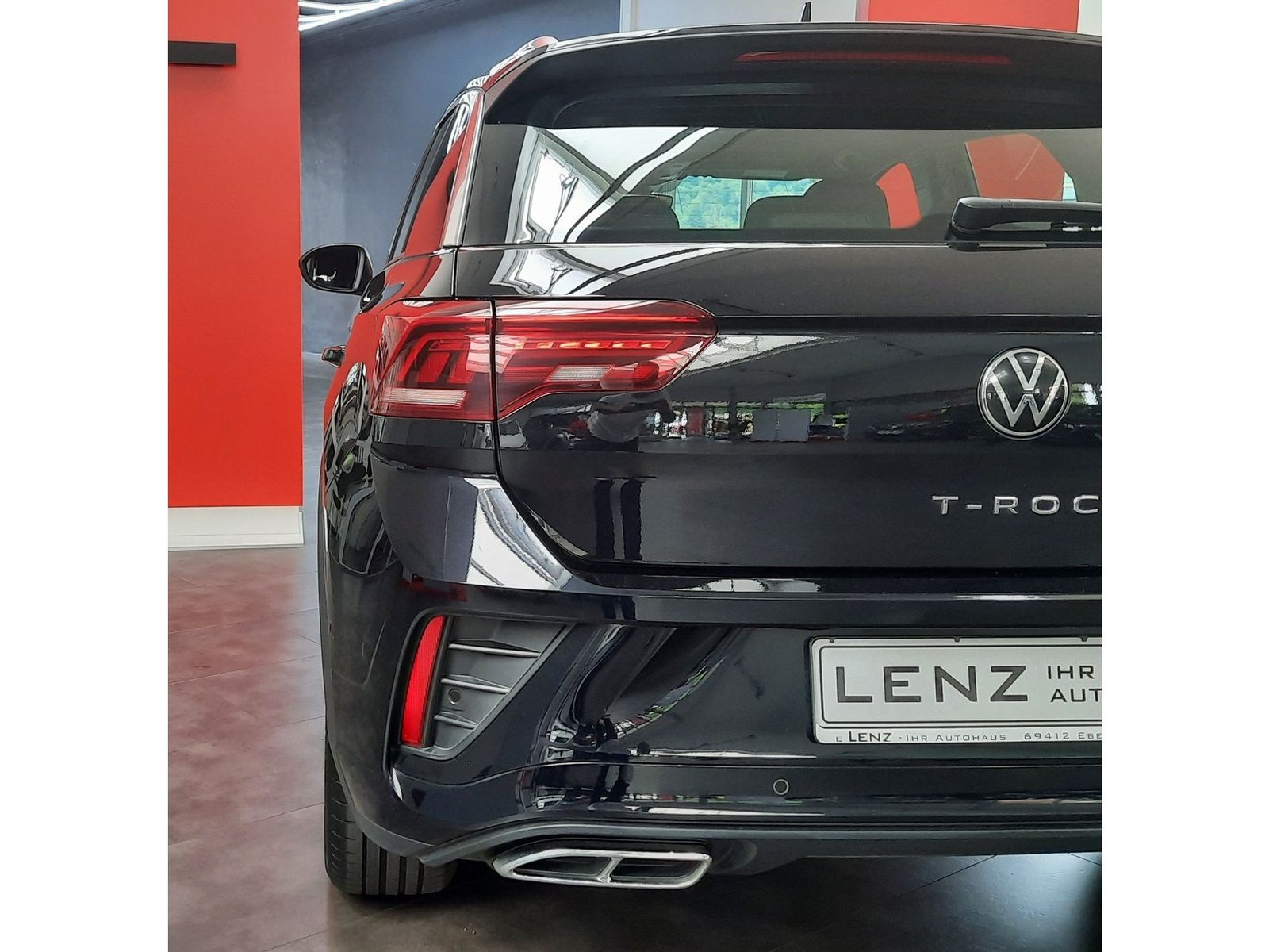 Fahrzeugabbildung Volkswagen T-Roc R-Line TSI DSG *AHK*Cam*Navi*LED*PDC*ACC*