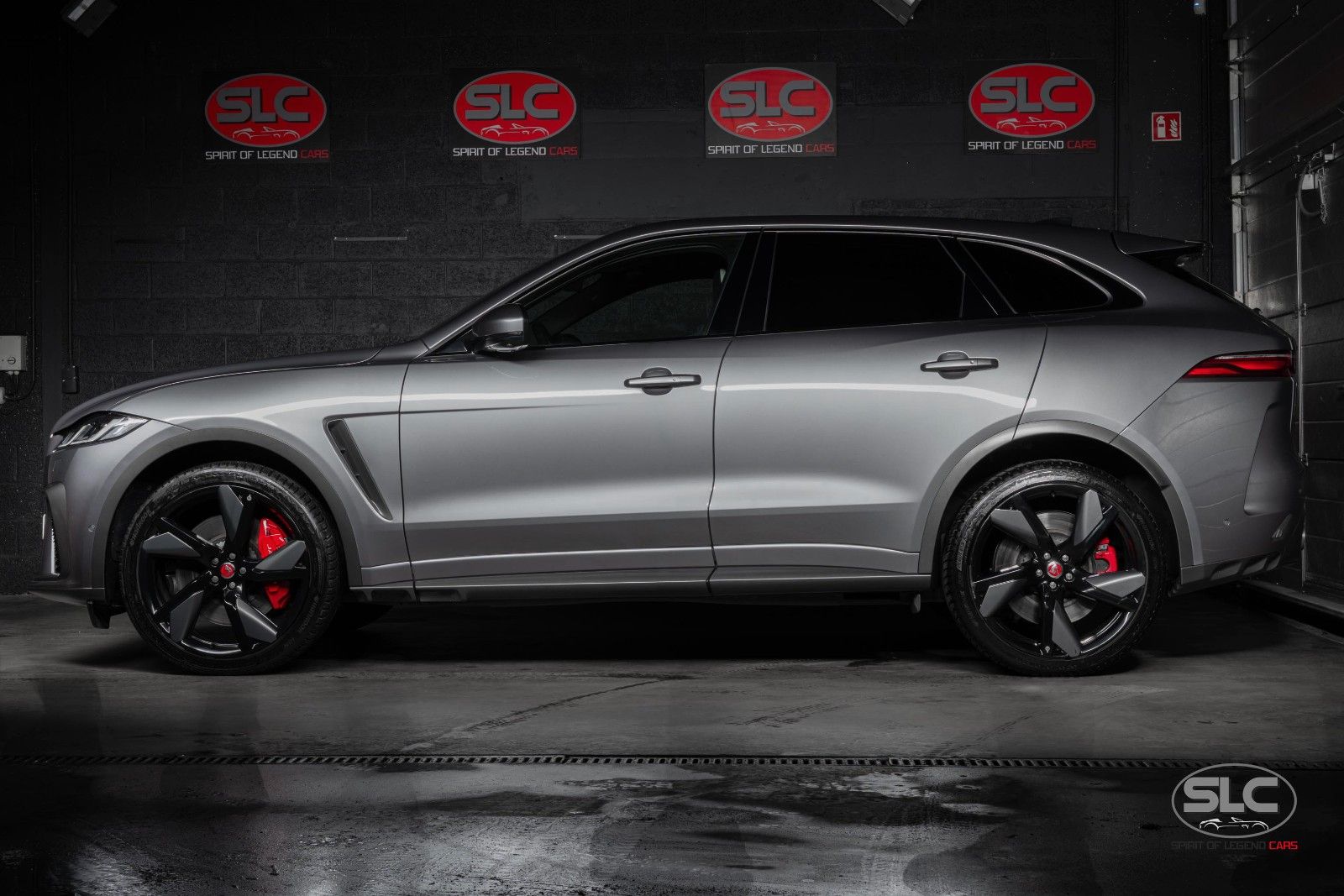 Jaguar F-Pace SVR P550 22"/MY2021/Face-Lift/Performance imagem 2