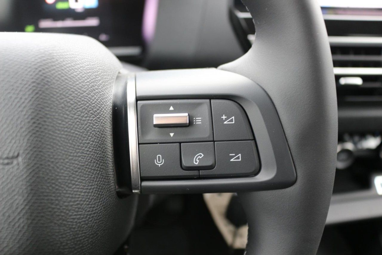 Fahrzeugabbildung Citroën ë-C4 136 Feel Pack