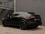 Lamborghini Urus 4.0 V8/PANO/B&O/CARBON CERAMIC/HUD - Lamborghini Gebrauchtwagen in Stuttgart
