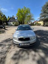 Skoda Fabia Combi 1.4 16V Comfort, TÜV, Zahnriemen neu - Skoda Fabia aus 2002: 1.4
