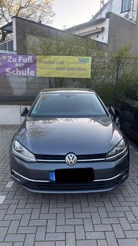 VW Golf