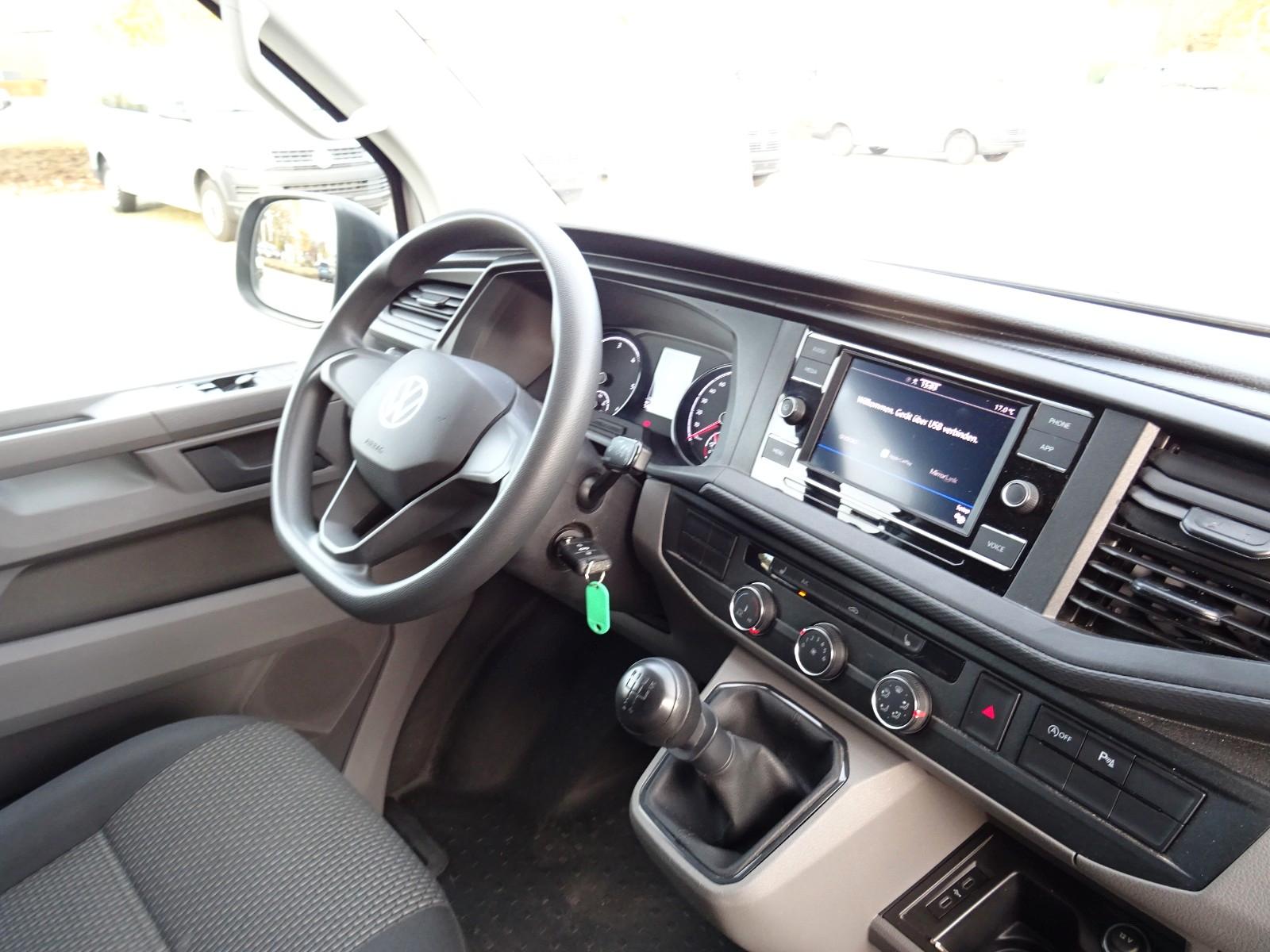 Volkswagen T6.1 Transporter Kasten AHK PDC Kamera Klima