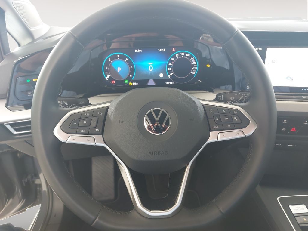 Fahrzeugabbildung Volkswagen Golf Variant 2.0 TDI  DSG Life Standh.LED,ACC