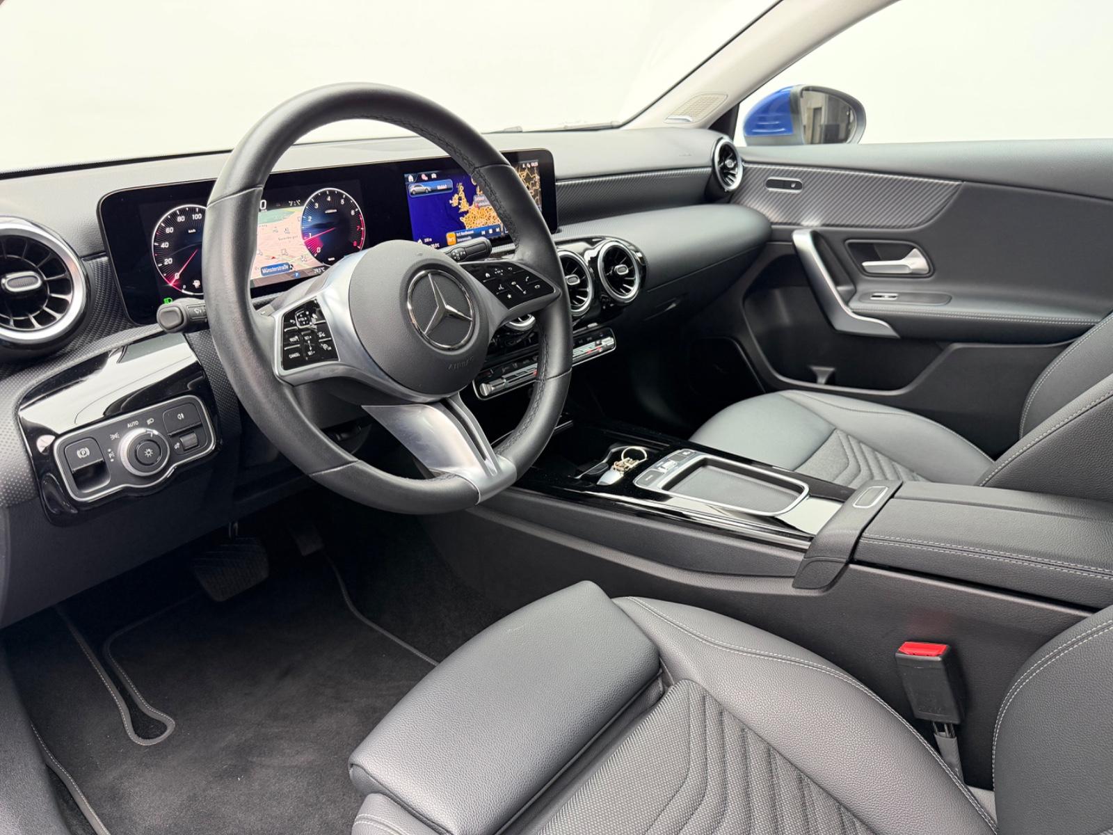 Mercedes-Benz A-Class 4M Progressive AHK Burmester NAVI MBUX LED, миниатюра 12