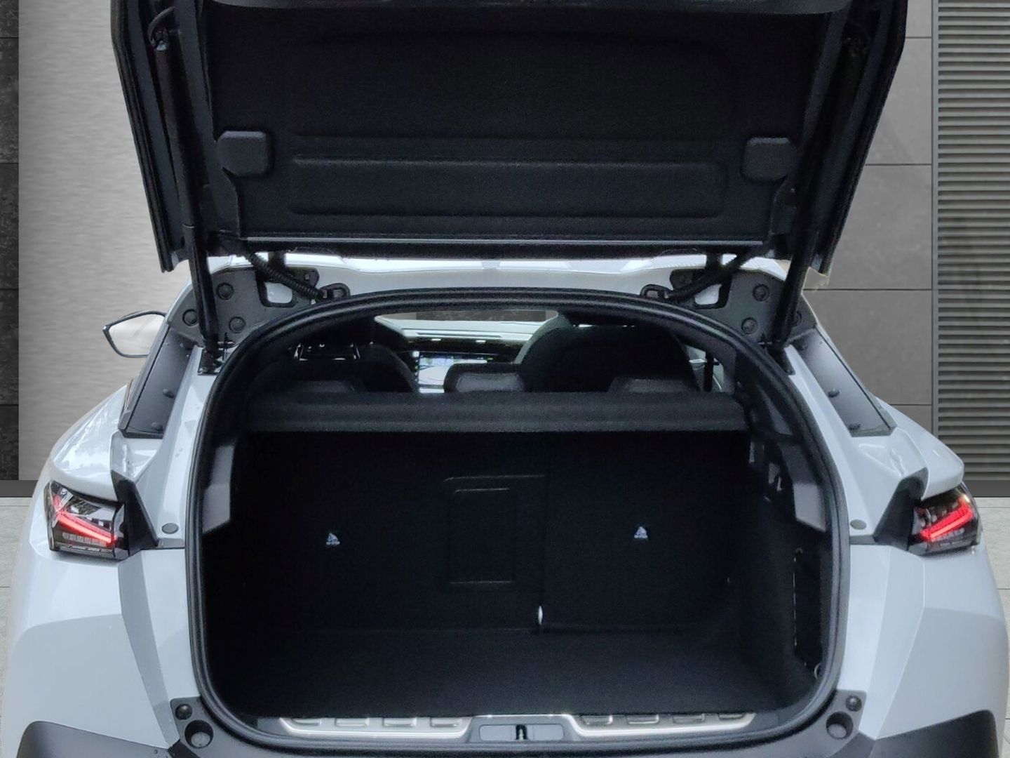 Peugeot 408 - Bild 5