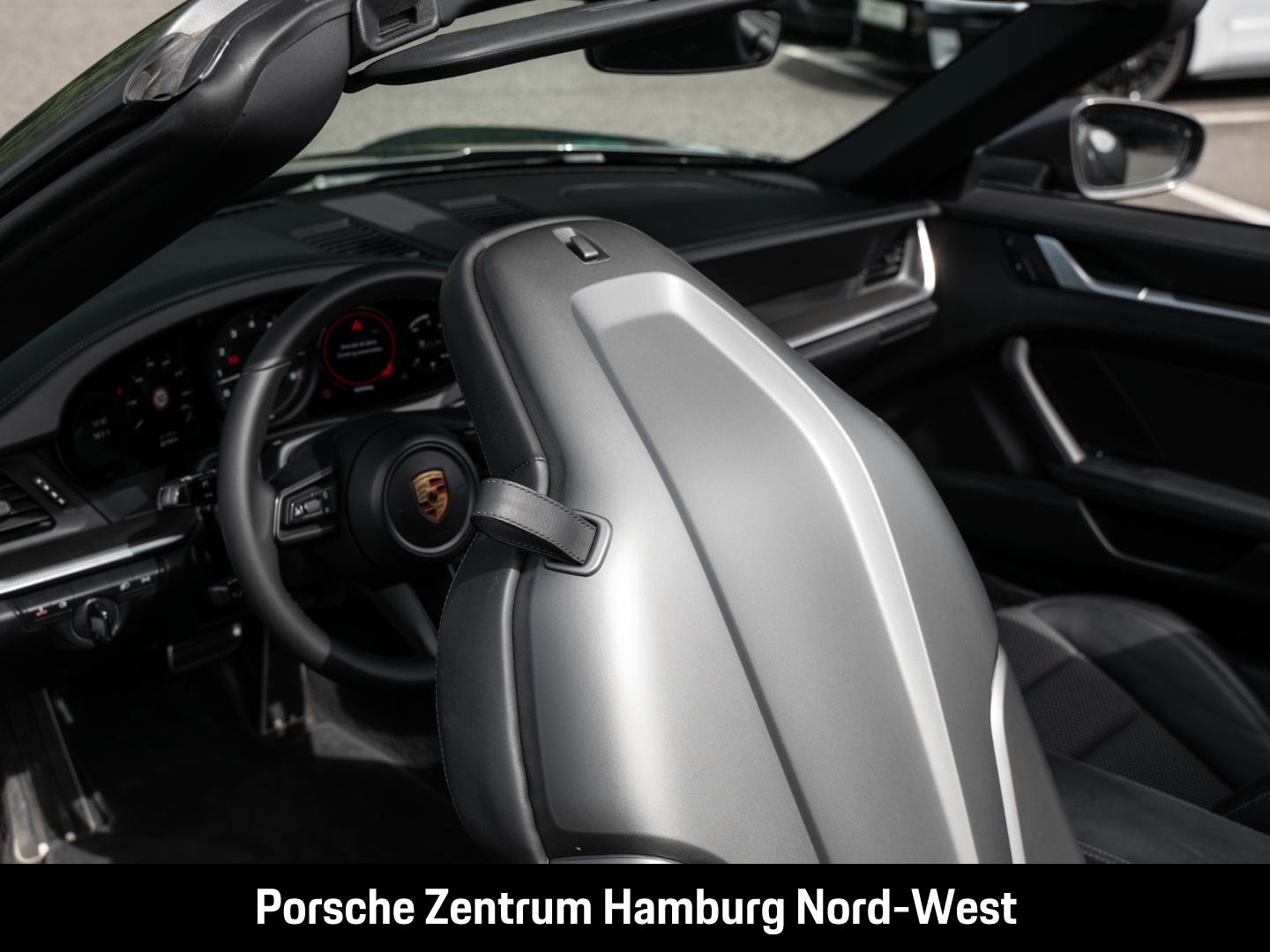 Porsche 992 (911) Carrera 4S Cabriolet BOSE SportDesign