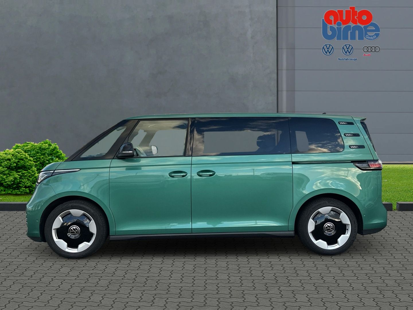 ID. Buzz Pro LR HUD AHK-klappbar Panorama Navi S