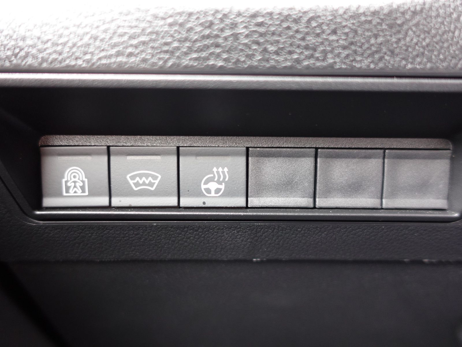 Fahrzeugabbildung Opel Combo Life 1.5 Diesel Automatik PDC,Kamera,Navi