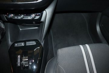 Fotografie des Opel Corsa 1.2 Direct Injection Turbo AT GS