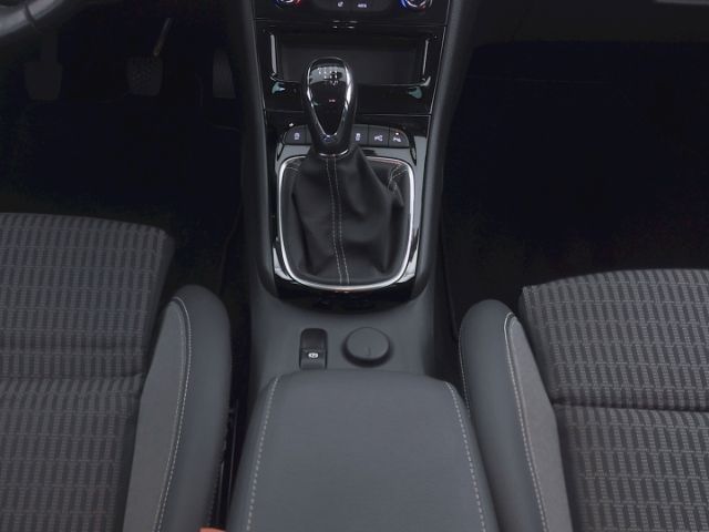 Astra K ST ELEGANCE+ANHÄNGERKUPPLUNG+LED MATRIX+