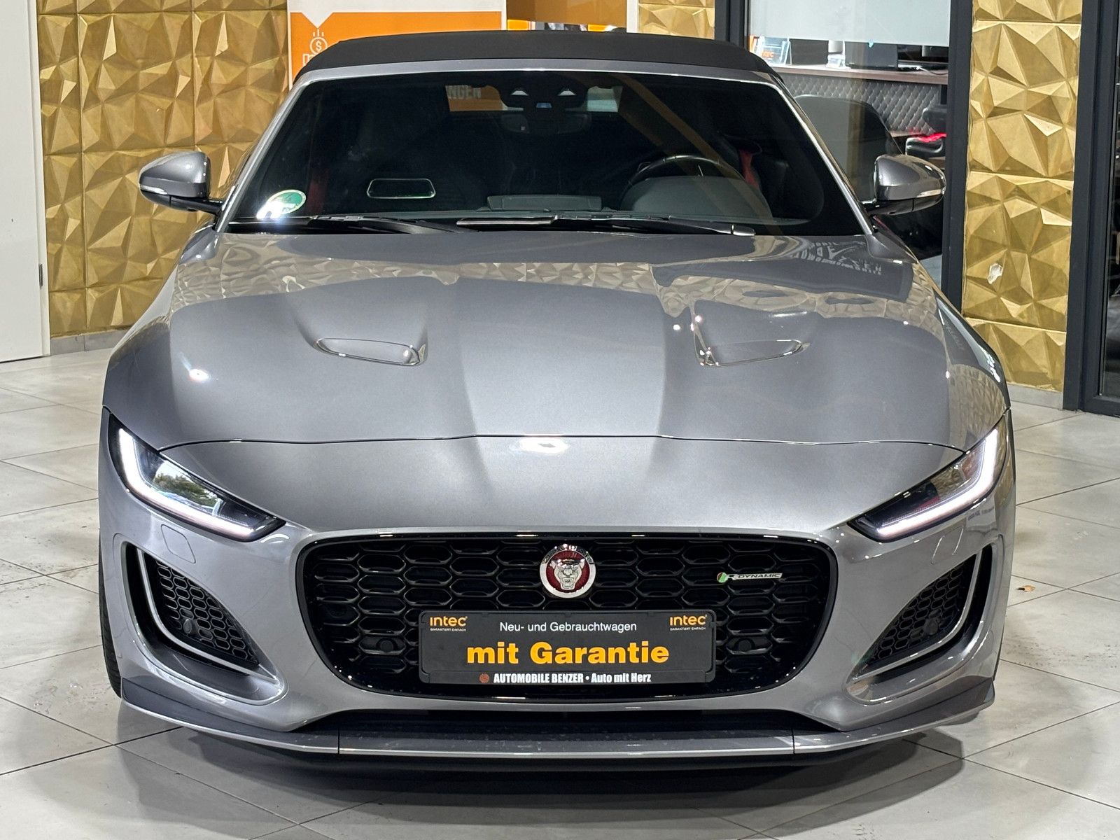 Fahrzeugabbildung Jaguar F-TYPE Cabriolet**SOUND**NAVI**KAMERA**APPLE**