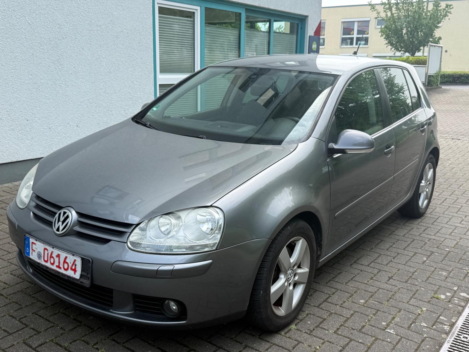 Volkswagen Golf 1.4 TSI DSG 90 kW United