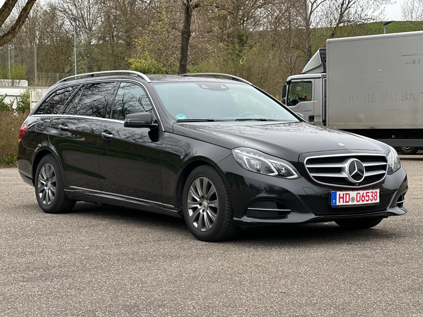 Mercedes-Benz E 350 BlueTec Kombi AVANTGARDE 360 Kamera
