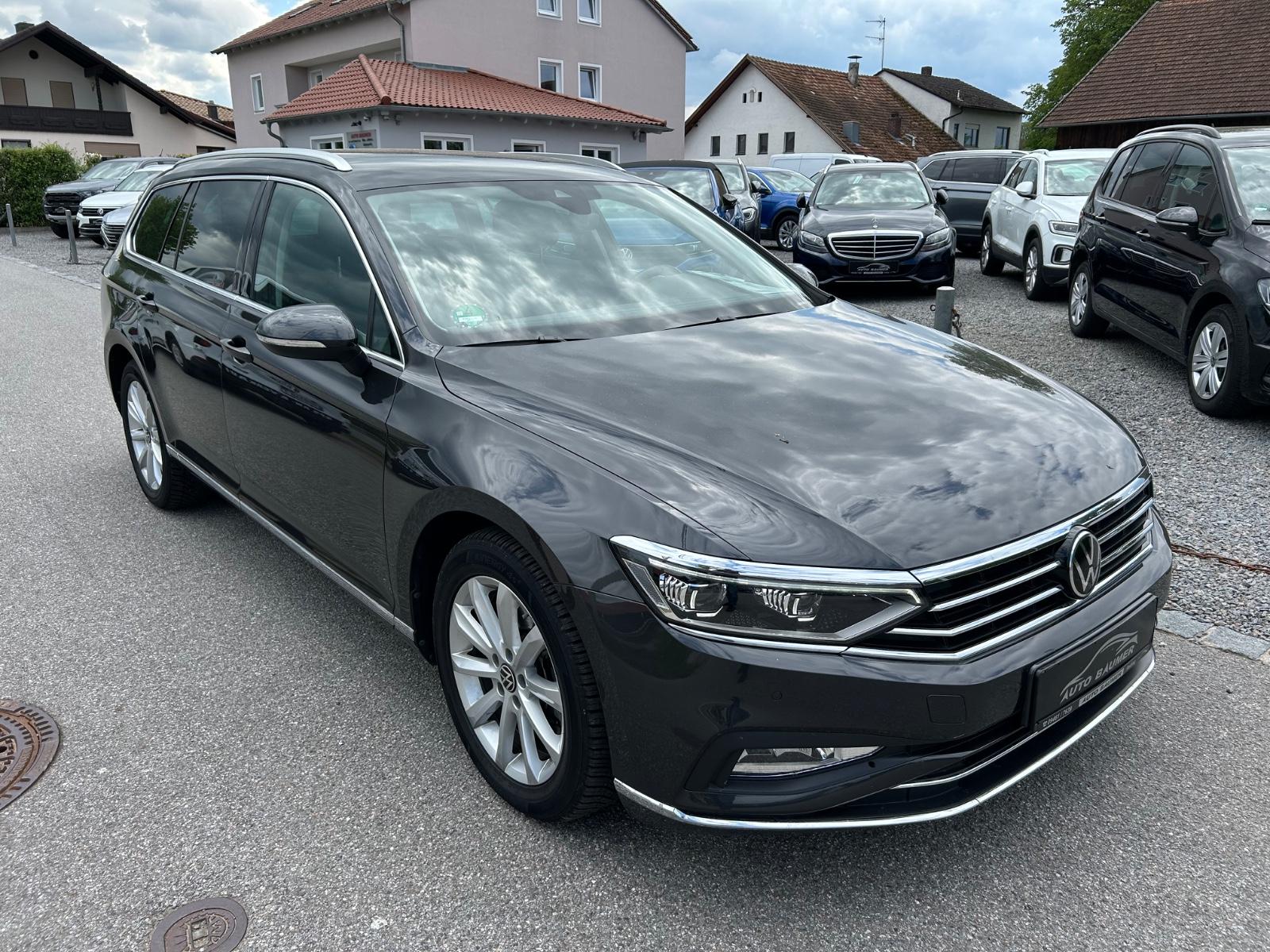Volkswagen Passat Variant Elegance *AHK*MATRIX LED*