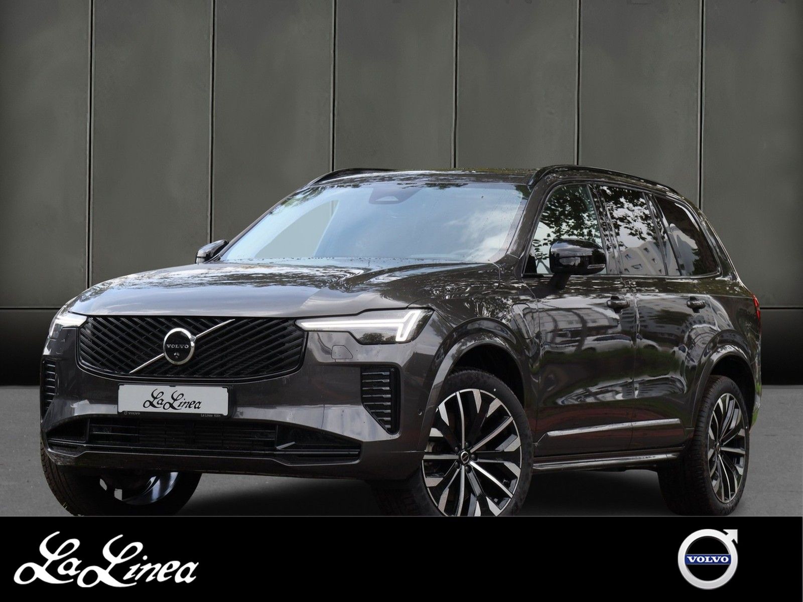 Volvo XC90 T8 AWD Plus Dark NP:96.550,-//PANO/HUD/360°