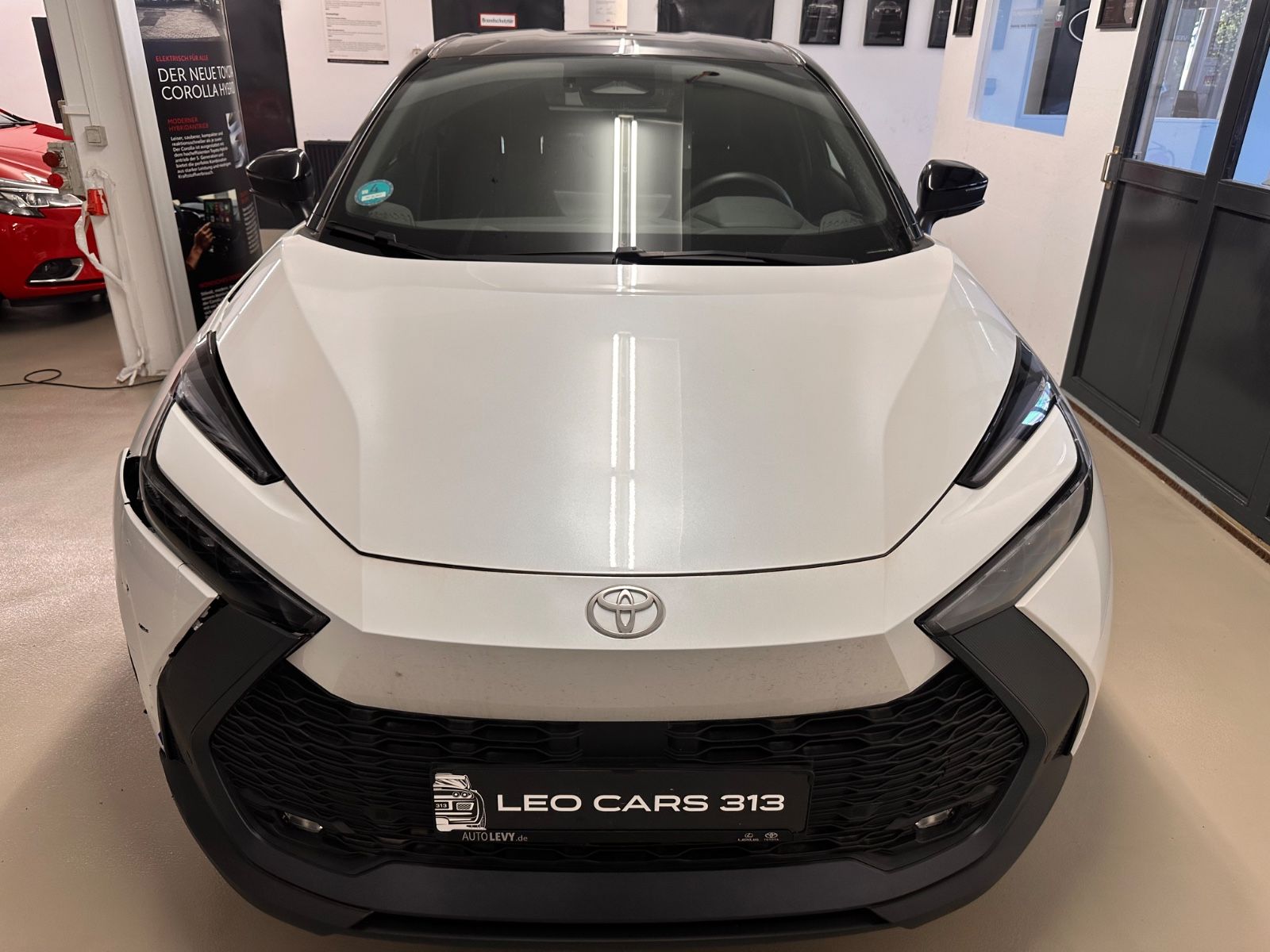 Toyota C-HR Hybrid 2,0 Team Deutschland foto 2