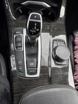 BMW X4 M - schwarze BMW X4 M