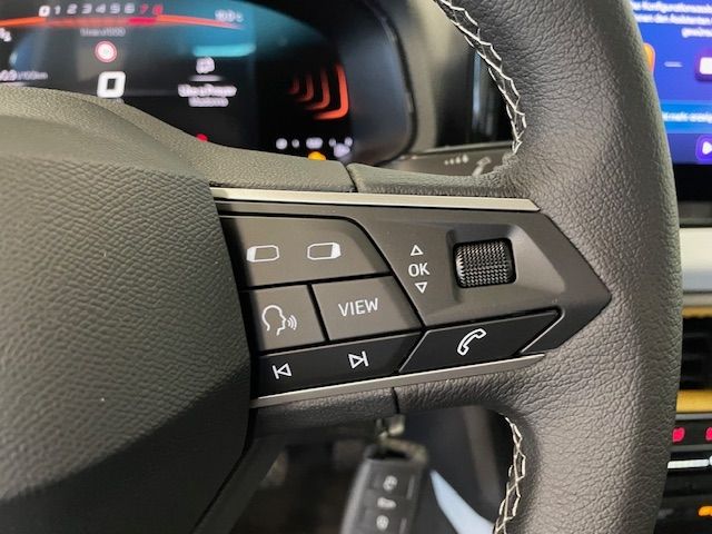 Fahrzeugabbildung SEAT Arona Style Winterpaket Tempomat Navi DAB LED