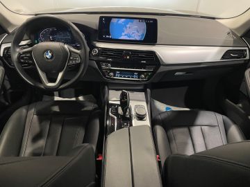 BMW 520 - 12